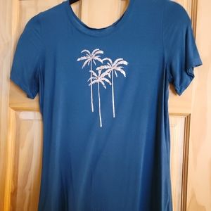 Teal and gold t-shirt